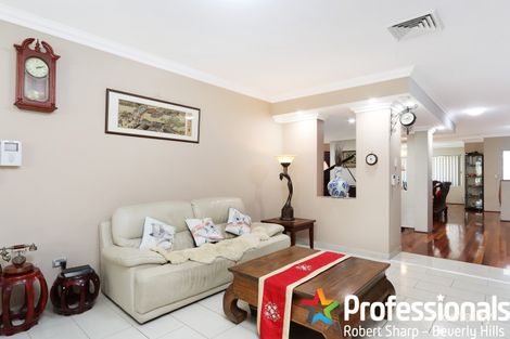 Property photo of 4/14-16 Holley Road Beverly Hills NSW 2209