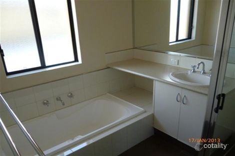 Property photo of 2/22 Davey Street Mandurah WA 6210