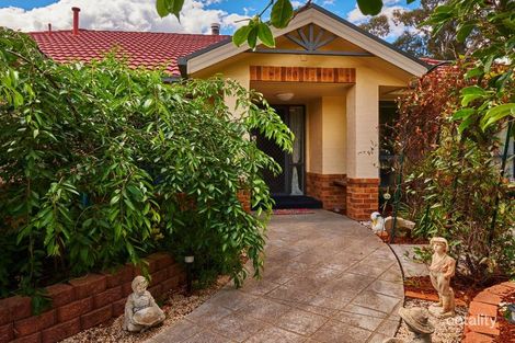 Property photo of 31 Rosewood Glen Jerrabomberra NSW 2619