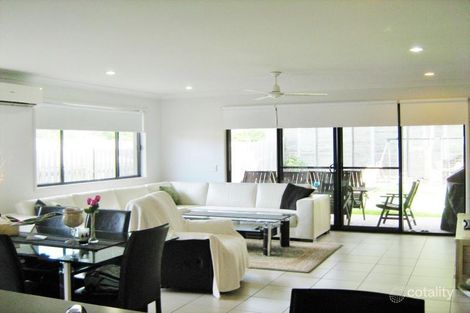 Property photo of 22 Silver Dawn Crescent Oxenford QLD 4210