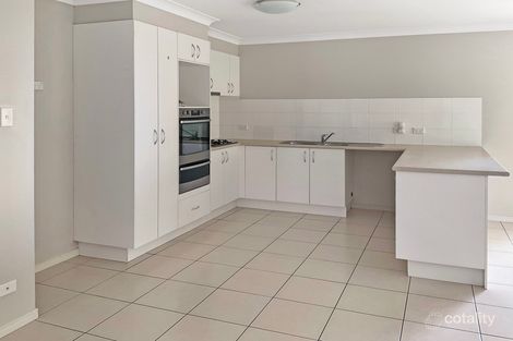 Property photo of 3 Lillypilly Crescent Flinders View QLD 4305