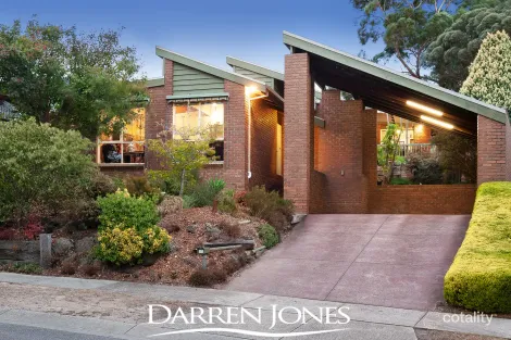 Property photo of 11 Kenwyn Court Greensborough VIC 3088