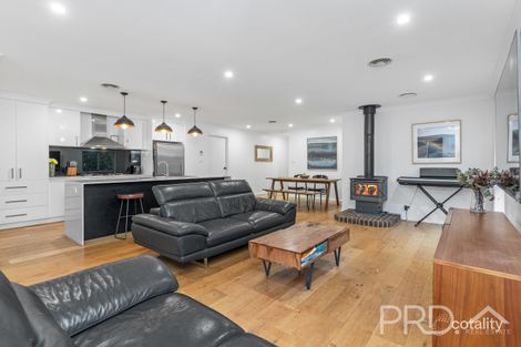 Property photo of 3 Emery Place Tumut NSW 2720