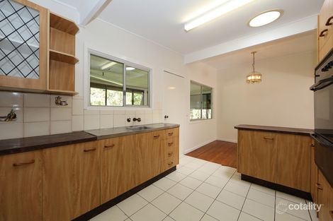 Property photo of 24 Lewana Street Mansfield QLD 4122