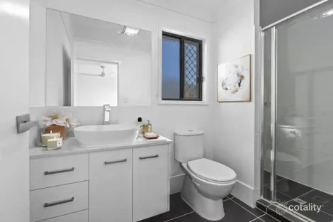 Property photo of 12 Cambridge Way Ripley QLD 4306