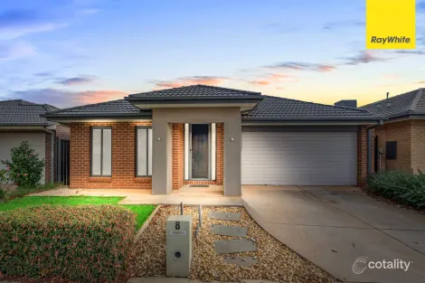 8 LETCHWORTH ST, STRATHTULLOH, VIC 3338