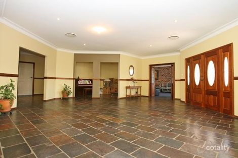 Property photo of 3 Chablis Place Orchard Hills NSW 2748