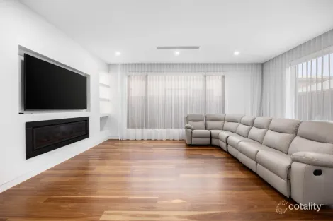 Property photo of 39 Lollipop Crescent Sunbury VIC 3429