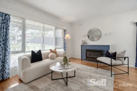 Property photo of 14 Elaine Court Springvale VIC 3171