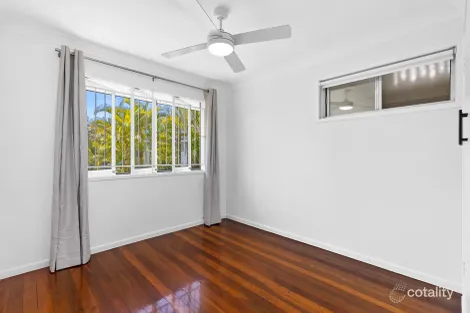 Property photo of 107 Redwood Street Stafford Heights QLD 4053