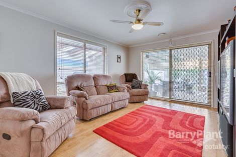 Property photo of 12 Answer Close Sydenham VIC 3037