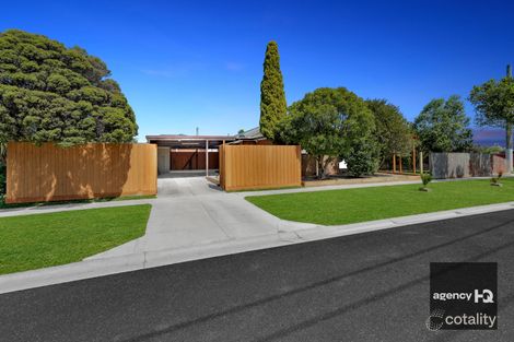 Property photo of 20 Glenbourne Road Cranbourne VIC 3977