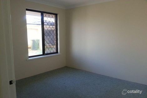 Property photo of 8 Crest Grove Ballajura WA 6066
