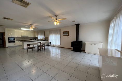 Property photo of 1 Moncur Avenue Springvale VIC 3171