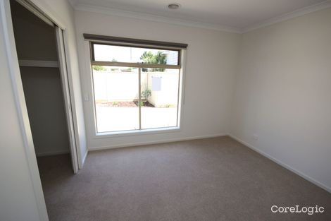 Property photo of 2/9 Form Street Wendouree VIC 3355