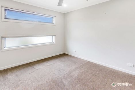 Property photo of 19 Hinterland Close Lynbrook VIC 3975