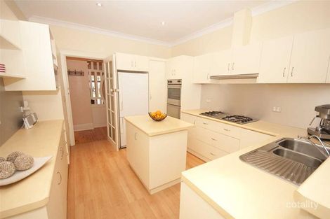 Property photo of 20 Weewanda Street Glenelg South SA 5045