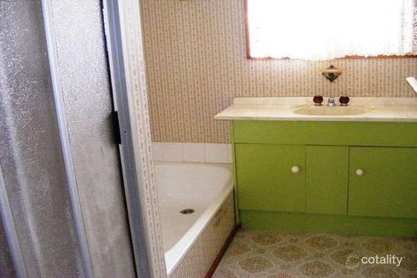 Property photo of 20 Cleeland Court Rosebud VIC 3939