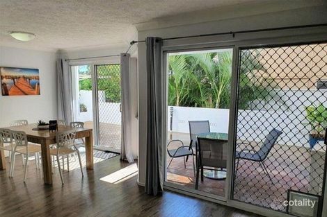 Property photo of 10 Jubilee Avenue Broadbeach QLD 4218