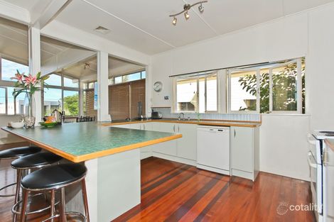 Property photo of 125 Stratton Terrace Manly QLD 4179
