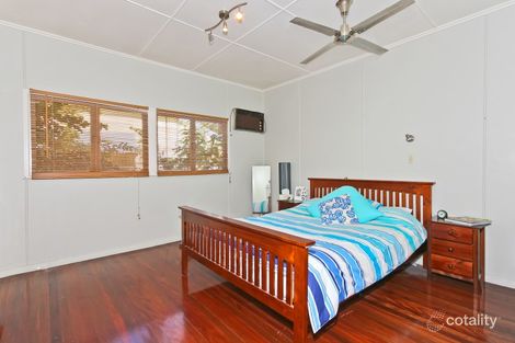 Property photo of 125 Stratton Terrace Manly QLD 4179