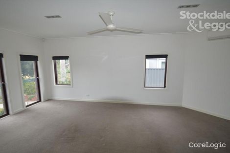 Property photo of 1/7 View Road Glen Waverley VIC 3150