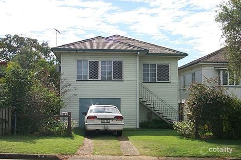 Property photo of 24 Bunton Street Scarborough QLD 4020
