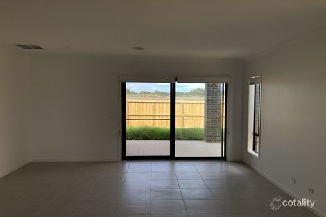 Property photo of 20 Silver Wattle Road Mount Duneed VIC 3217
