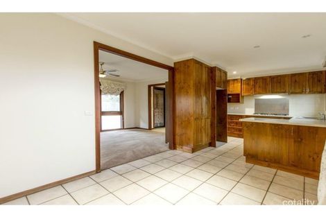 Property photo of 3 Pekina Court Carrum Downs VIC 3201