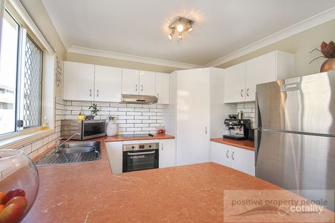 Property photo of 19 Huntley Place Caloundra West QLD 4551