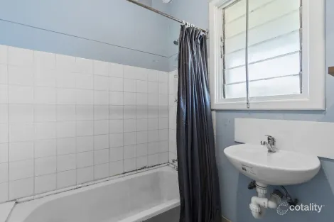 Property photo of 8 Stakes Crescent Elizabeth Downs SA 5113