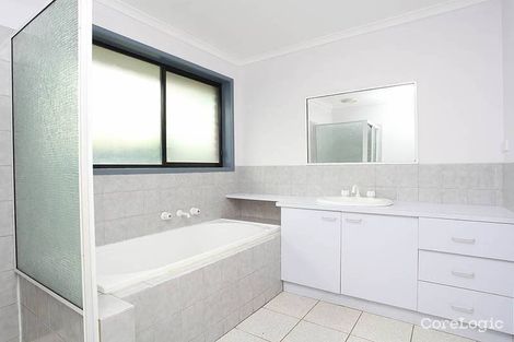 Property photo of 22 Lemco Walk Delahey VIC 3037
