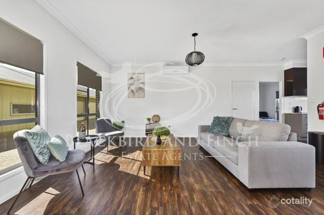 2a/126 Long St, Centenary Heights, QLD 4350