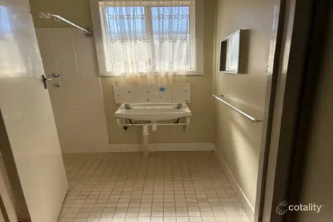 Property photo of 37 Fullerton Crescent Port Augusta SA 5700