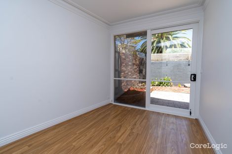 Property photo of 27 Boundary Street Port Melbourne VIC 3207