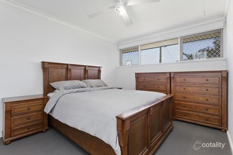 Property photo of 28 Thompson Drive Wanneroo WA 6065