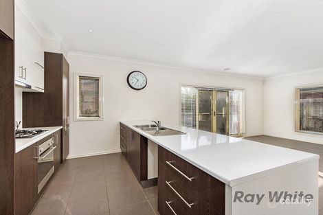 Property photo of 2/282 Furlong Road St Albans VIC 3021