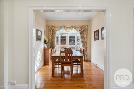 Property photo of 9 Darlow Street Wagga Wagga NSW 2650