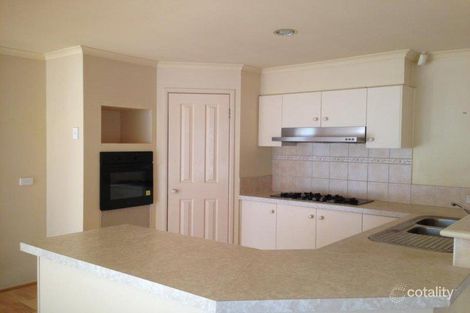 Property photo of 4 Milburn Circuit Caroline Springs VIC 3023