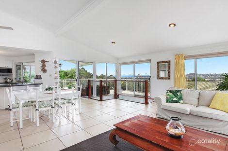 Property photo of 6 Attadale Court Elanora QLD 4221