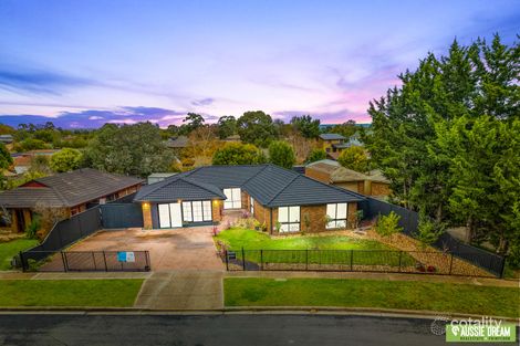52 Chelmsford Way, Melton West, VIC 3337