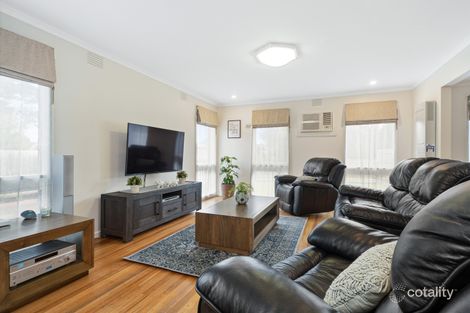 Property photo of 11 Richmond Avenue Carrum Downs VIC 3201