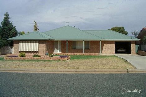 10 Sherwood Rd, Temora, NSW 2666