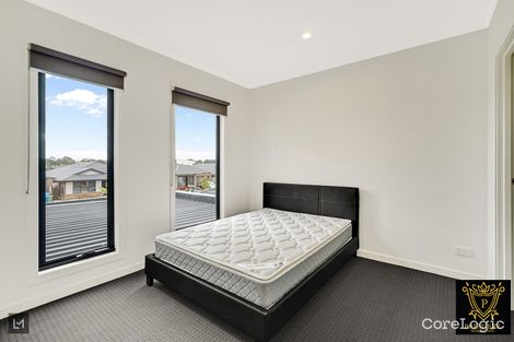 Property photo of 13 Saloon Circuit Clyde North VIC 3978