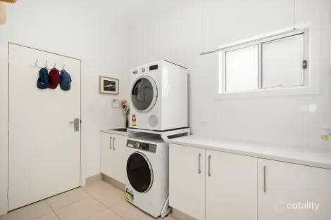 Property photo of 42 Woolgunyah Parkway Flinders NSW 2529