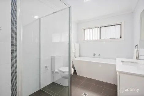 Property photo of 42 Woolgunyah Parkway Flinders NSW 2529