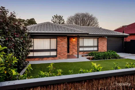 4 Dunbar Ave, Lower Mitcham, SA 5062