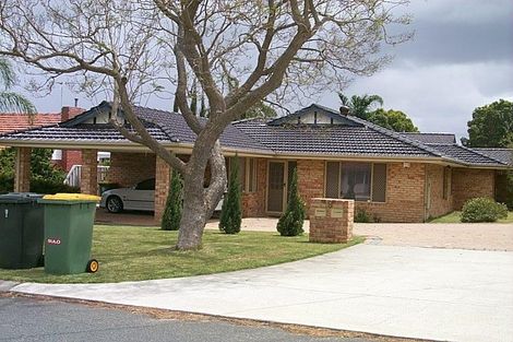 2/18 Kelsall Cres, Manning, WA 6152