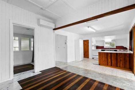 Property photo of 290 Torquay Terrace Torquay QLD 4655