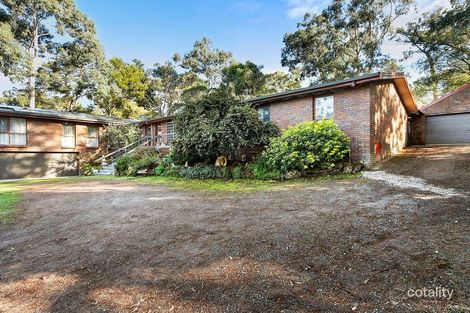 Property photo of 24 Gembrook-Launching Place Road Launching Place VIC 3139